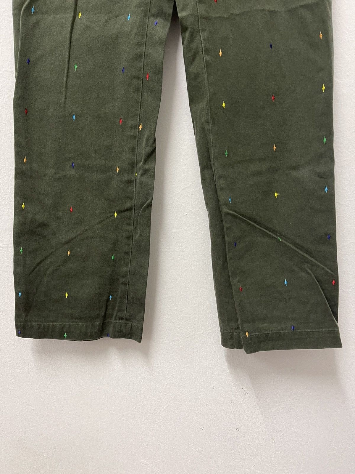 Tommy Hilfiger × Vintage Vintage Tommy Hilfiger Logo Rainbow Military Trousers Pants Size US 32 / EU 48 - 9 Thumbnail