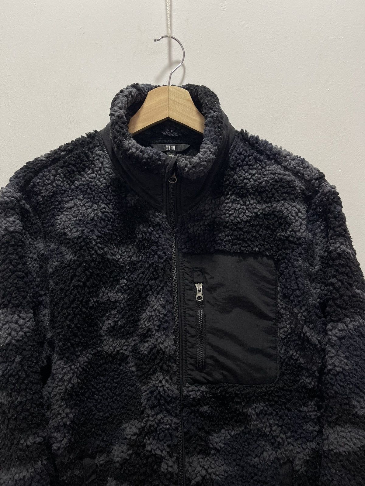 Japanese Brand × Uniqlo × Vintage JAPANESE DESIGN UNIQLO CAMO STYLE SHERPA JACKET Size L / US 10 / IT 46 - 2 Thumbnail
