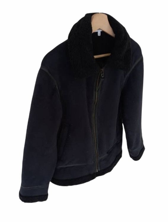 JW Anderson × Uniqlo J.W Anderson x Uniqlo B-3 Sherpa Jacket Size S / US 4 / IT 40 - 4 Thumbnail