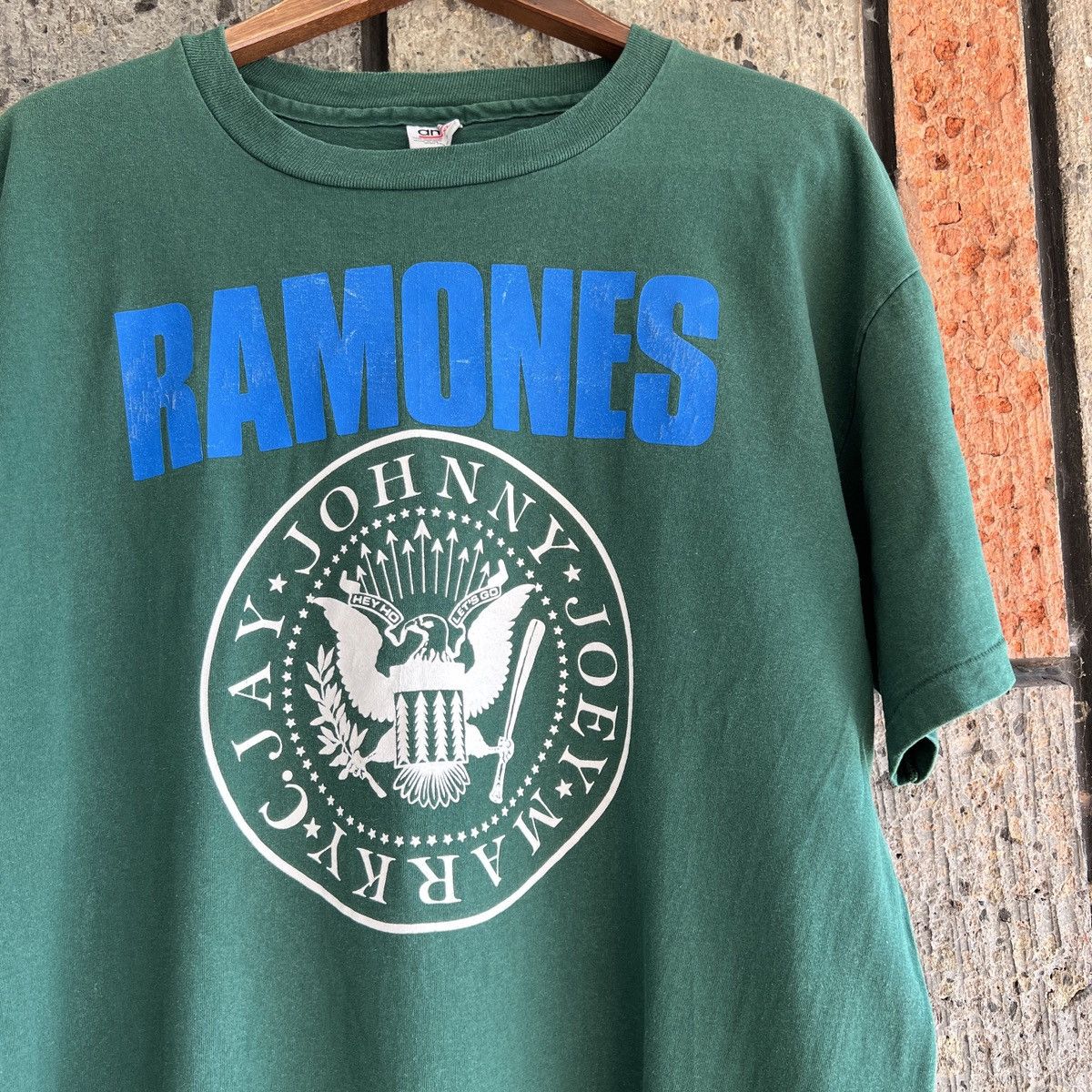 Anvil 1996 Ramones Adios Amigos Band Tour Tee Shirt Concert Size US XL / EU 56 / 4 - 5 Thumbnail