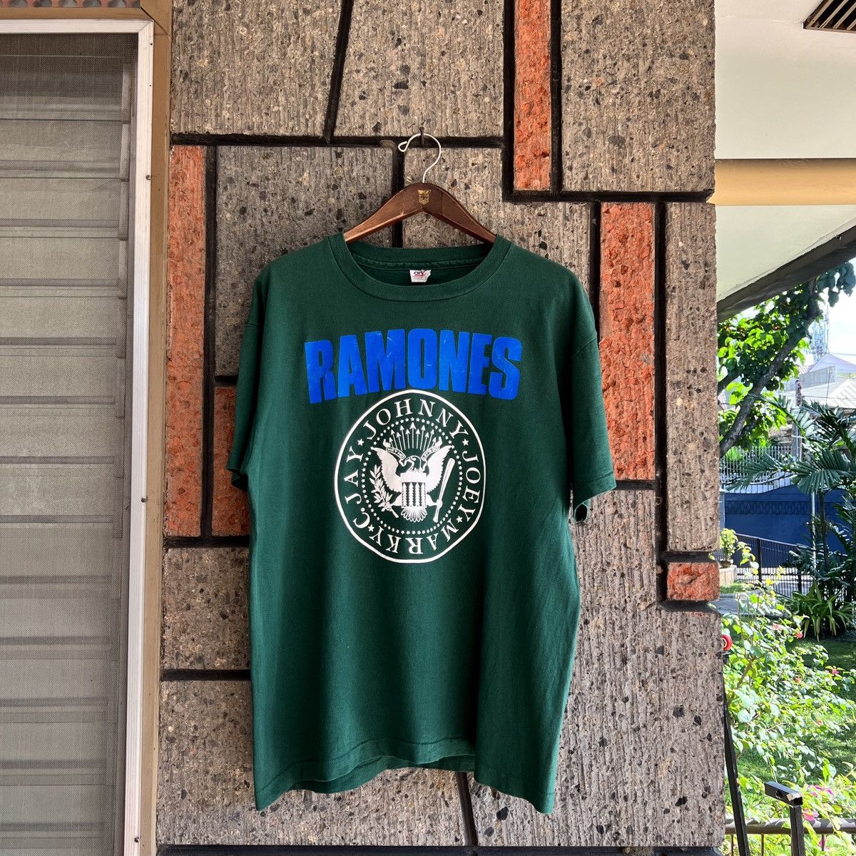 Anvil 1996 Ramones Adios Amigos Band Tour Tee Shirt Concert Size US XL / EU 56 / 4 - 3 Thumbnail