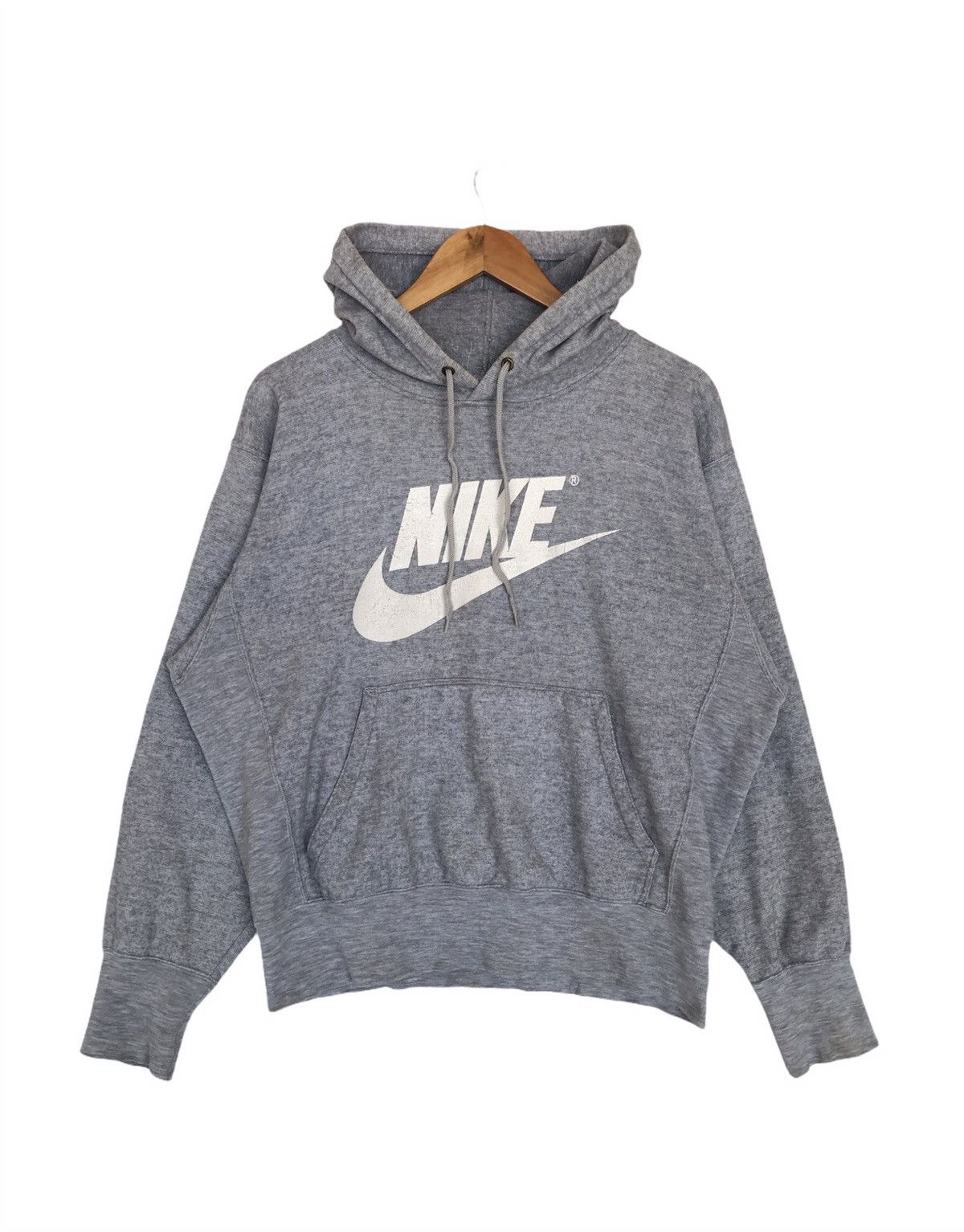 Shops Nike Hoodie M Grey New with Tags