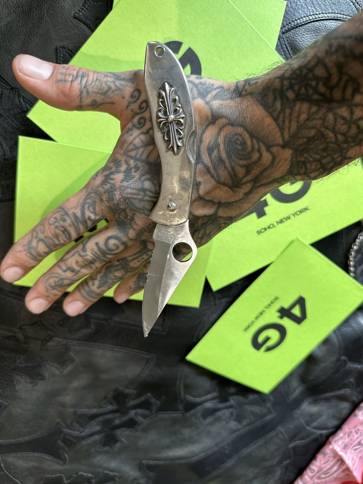 Chrome Hearts Chrome Hearts SOLID SILVER SPYDERCO KNIFE BLADE !! Size ONE SIZE - 2 Thumbnail