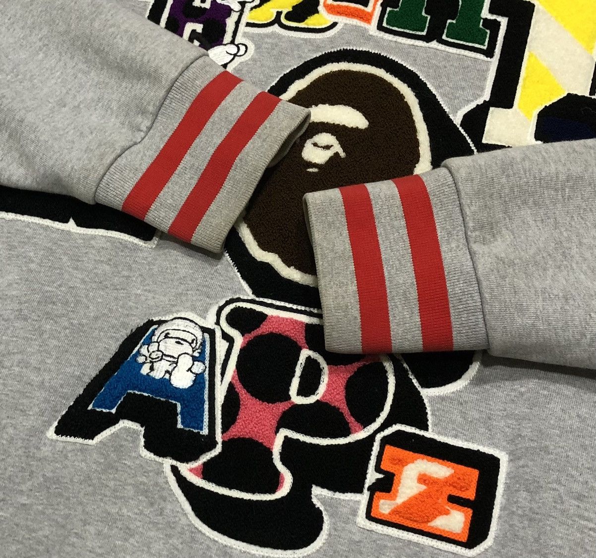 Bape A Bathing Ape Baby Milo Velvet Varsity Jacket Size US L / EU 52-54 / 3 - 8 Thumbnail