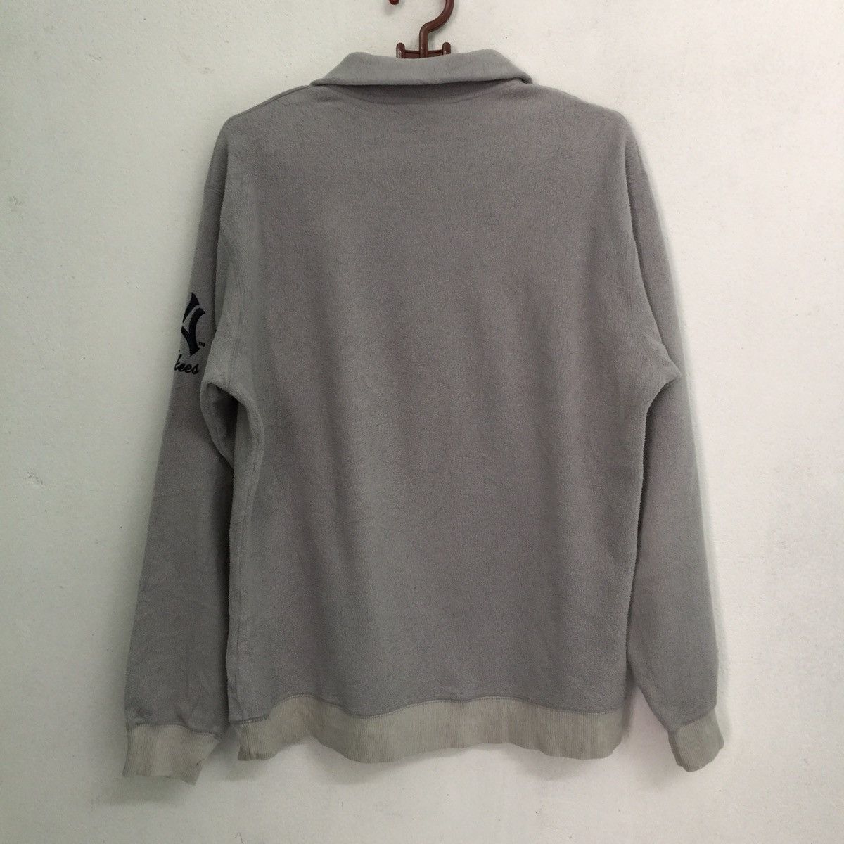 MLB Major League Baseball x Uniqlo Sweatshirt Big Logo New York Size US L / EU 52-54 / 3 - 7 Thumbnail