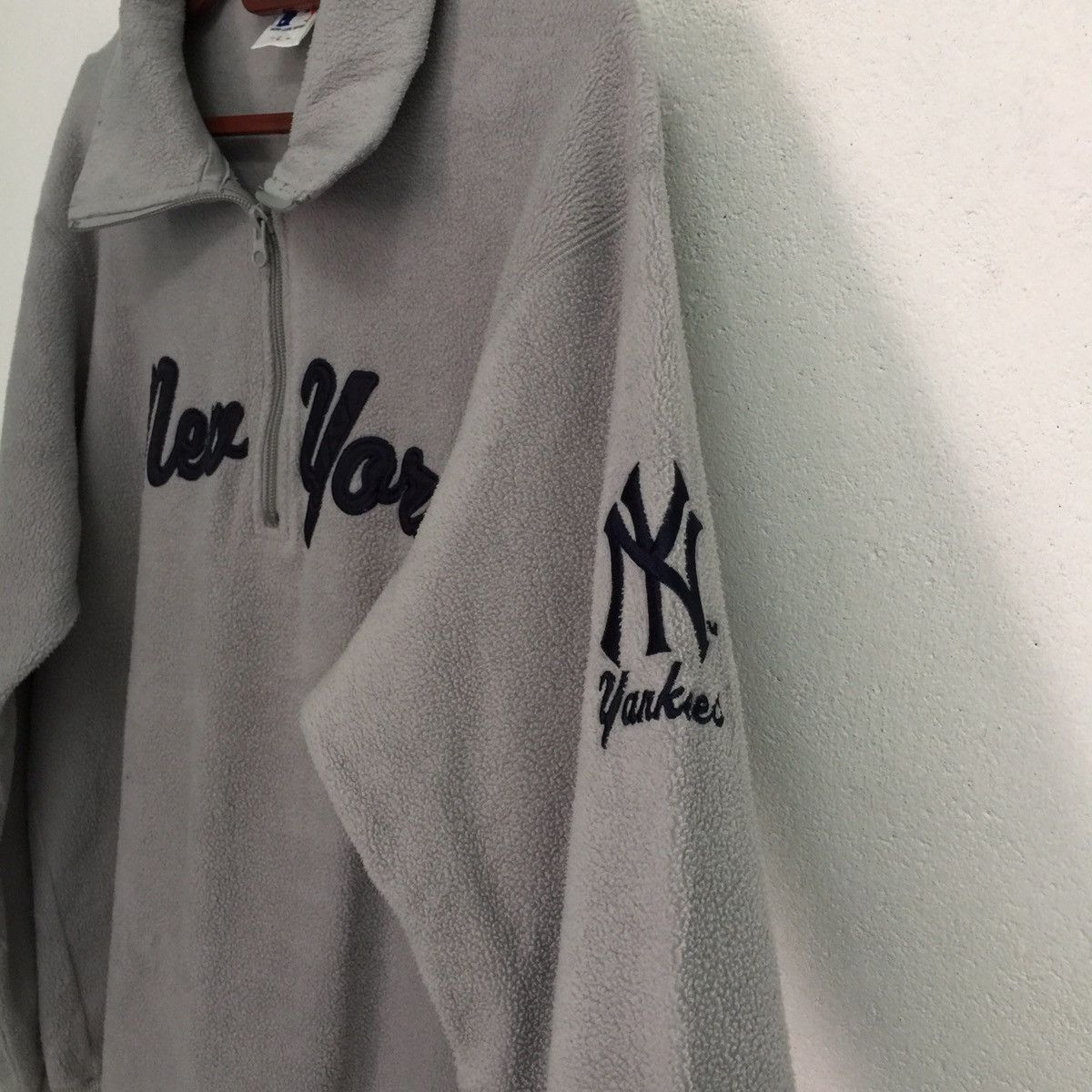 MLB Major League Baseball x Uniqlo Sweatshirt Big Logo New York Size US L / EU 52-54 / 3 - 5 Thumbnail