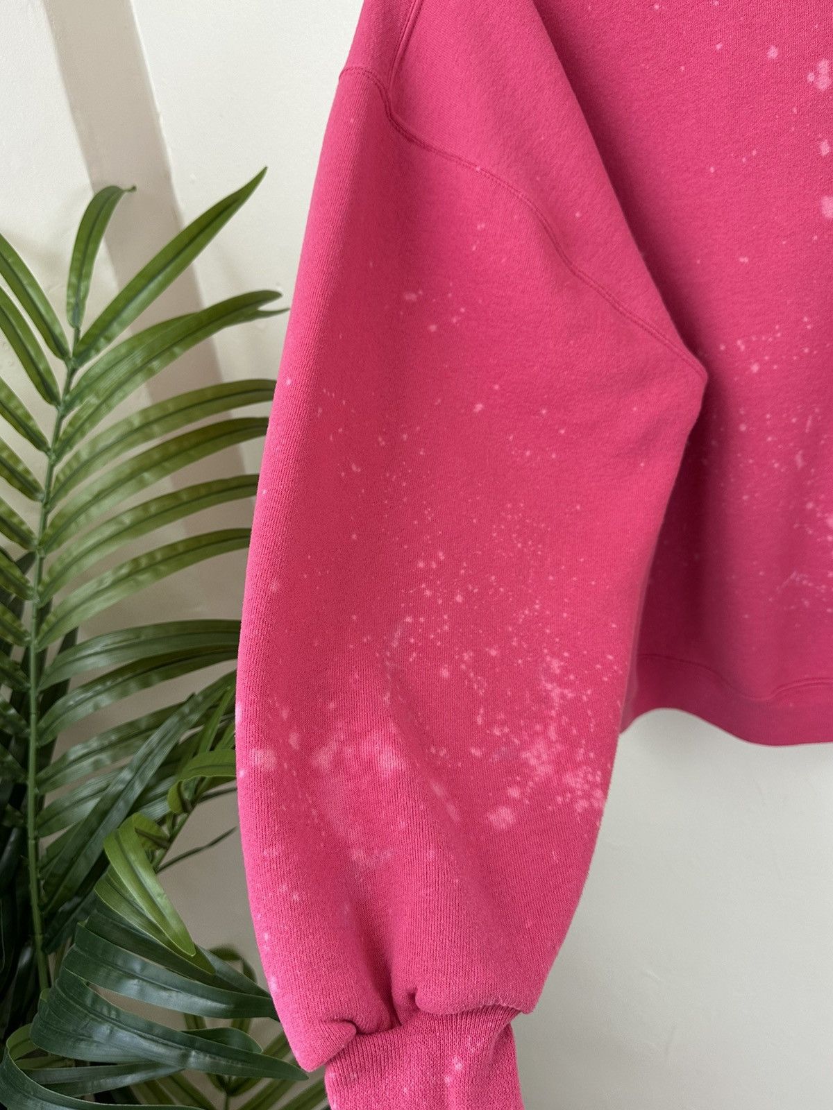 Russell Athletic (L) EPIC BLEACH SPLATTER PINK Russell Athletic Hoodie Size US L / EU 52-54 / 3 - 13 Thumbnail
