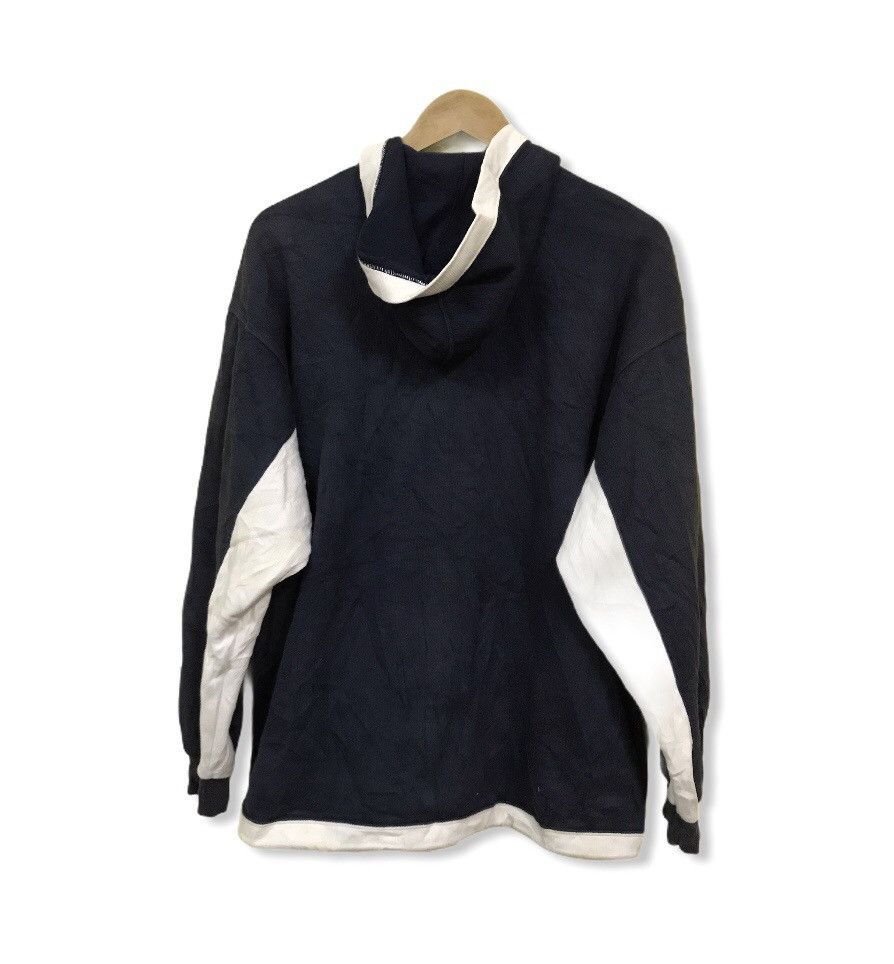 Fred Perry × Vintage Vintage 90s fredperry embroidery smallogo sweater hoodie Size US L / EU 52-54 / 3 - 5 Thumbnail