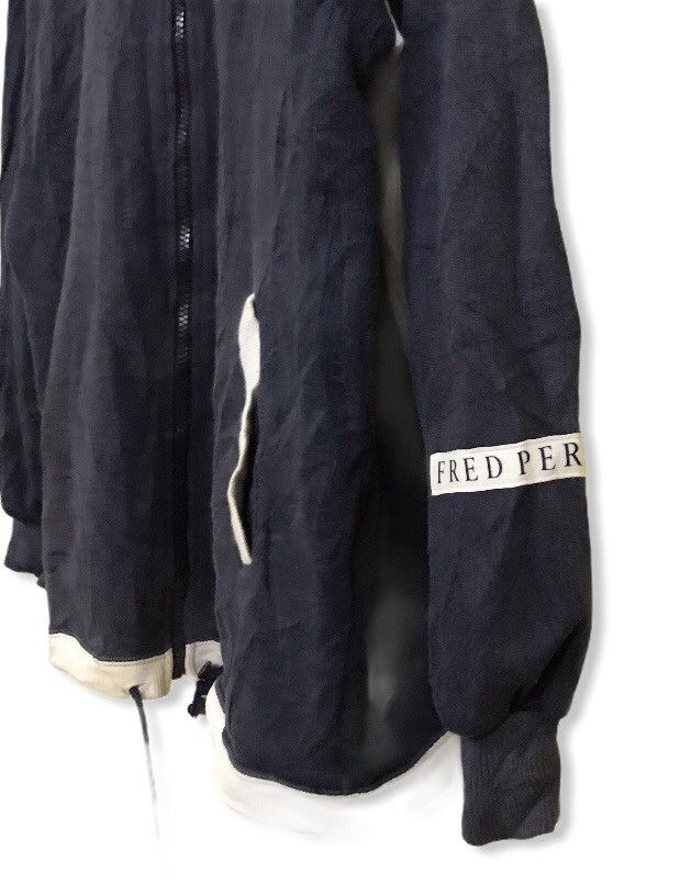 Fred Perry × Vintage Vintage 90s fredperry embroidery smallogo sweater hoodie Size US L / EU 52-54 / 3 - 14 Thumbnail