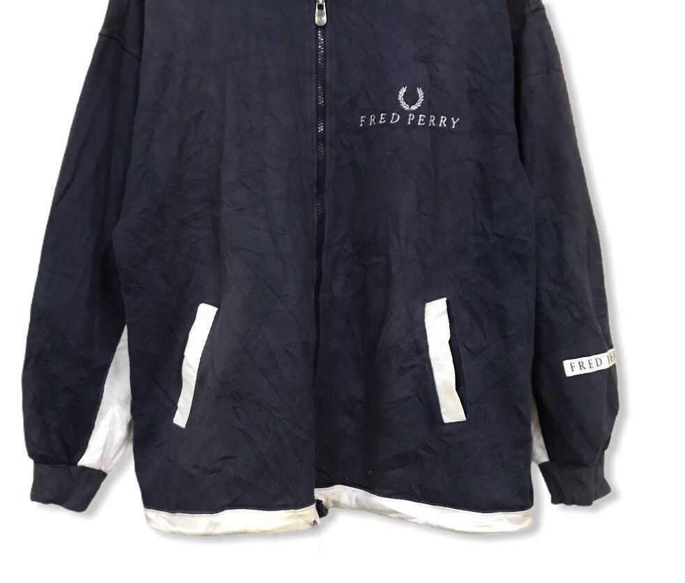 Fred Perry × Vintage Vintage 90s fredperry embroidery smallogo sweater hoodie Size US L / EU 52-54 / 3 - 2 Thumbnail