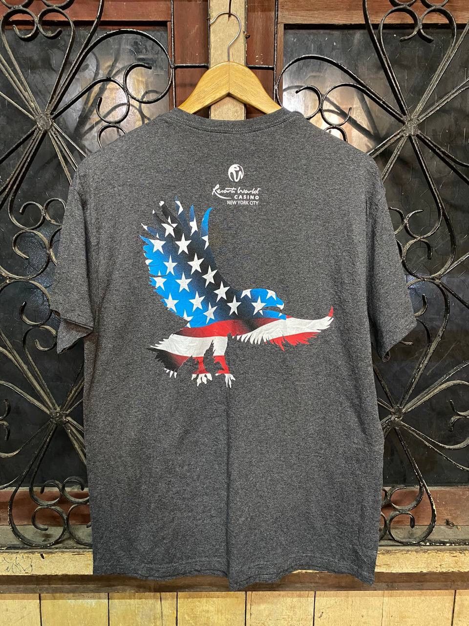 Delta RESORT WORLD CASINO NEW YORK CITY TEE Size US L / EU 52-54 / 3 - 6 Thumbnail