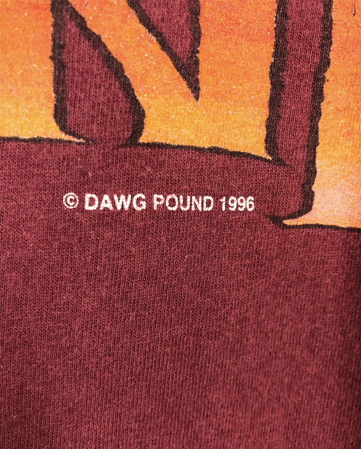 Vintage Vintage 1996 DAWG POUND 2 Legit Tee Mens XL Size US M / EU 48-50 / 2 - 4 Thumbnail