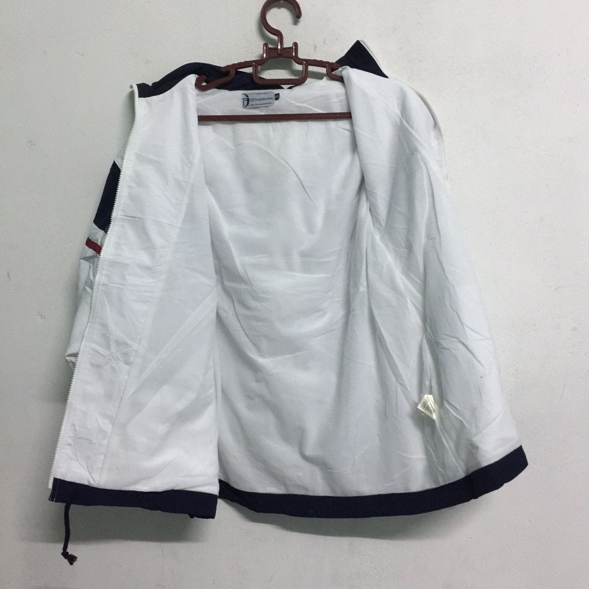 Sergio Tacchini Sergio Tacchini Tracksuit Jacket Nylon Vintage Size US L / EU 52-54 / 3 - 12 Thumbnail