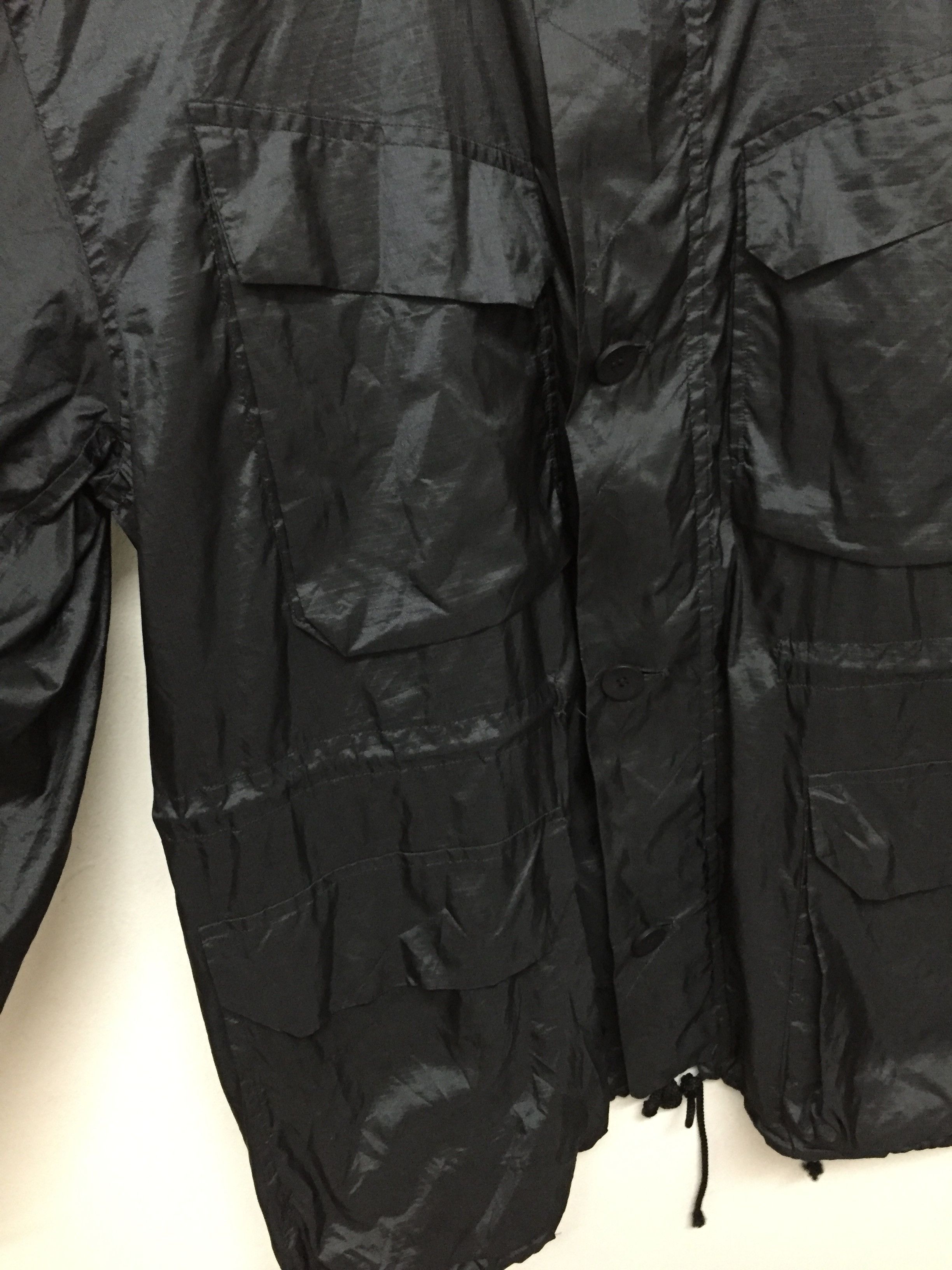 Issey Miyake 90s Cotton label Dark green Light Nylon Flap Pocket parka Size US L / EU 52-54 / 3 - 6 Thumbnail