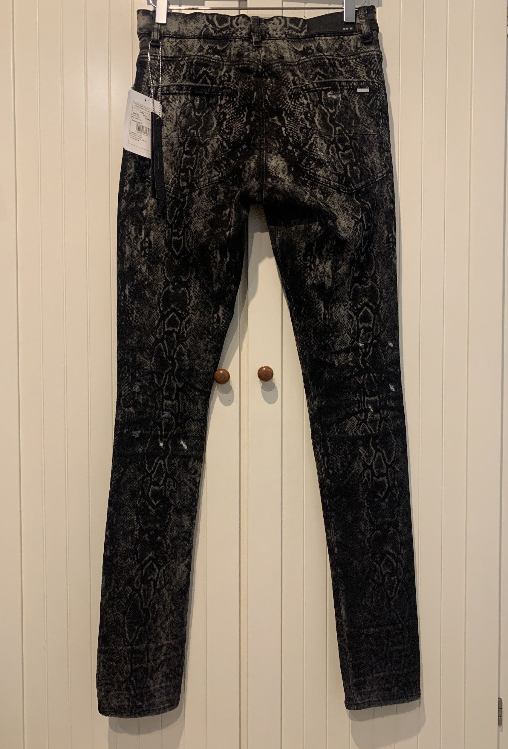 Amiri FW'19 Jean Distressed Snake Print Size US 30 / EU 46 - 2 Thumbnail