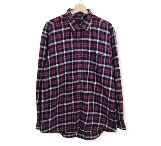 image of Uniqlo Plaid Tartan Flannel Shirt Button Up, Men's (Size Large)