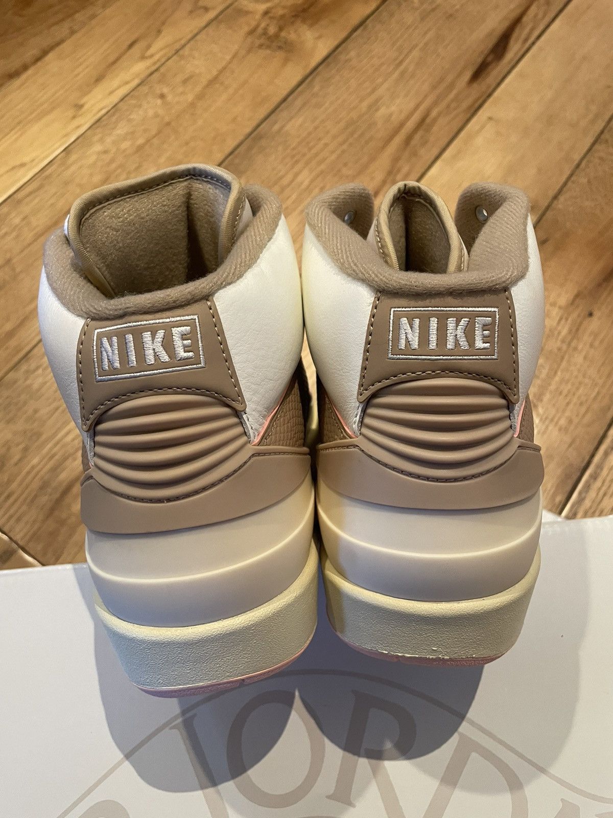 Jordan Brand Jordan 2 W Craft Sunset Haze 2023 Size US 8.5 / EU 41-42 - 8 Thumbnail