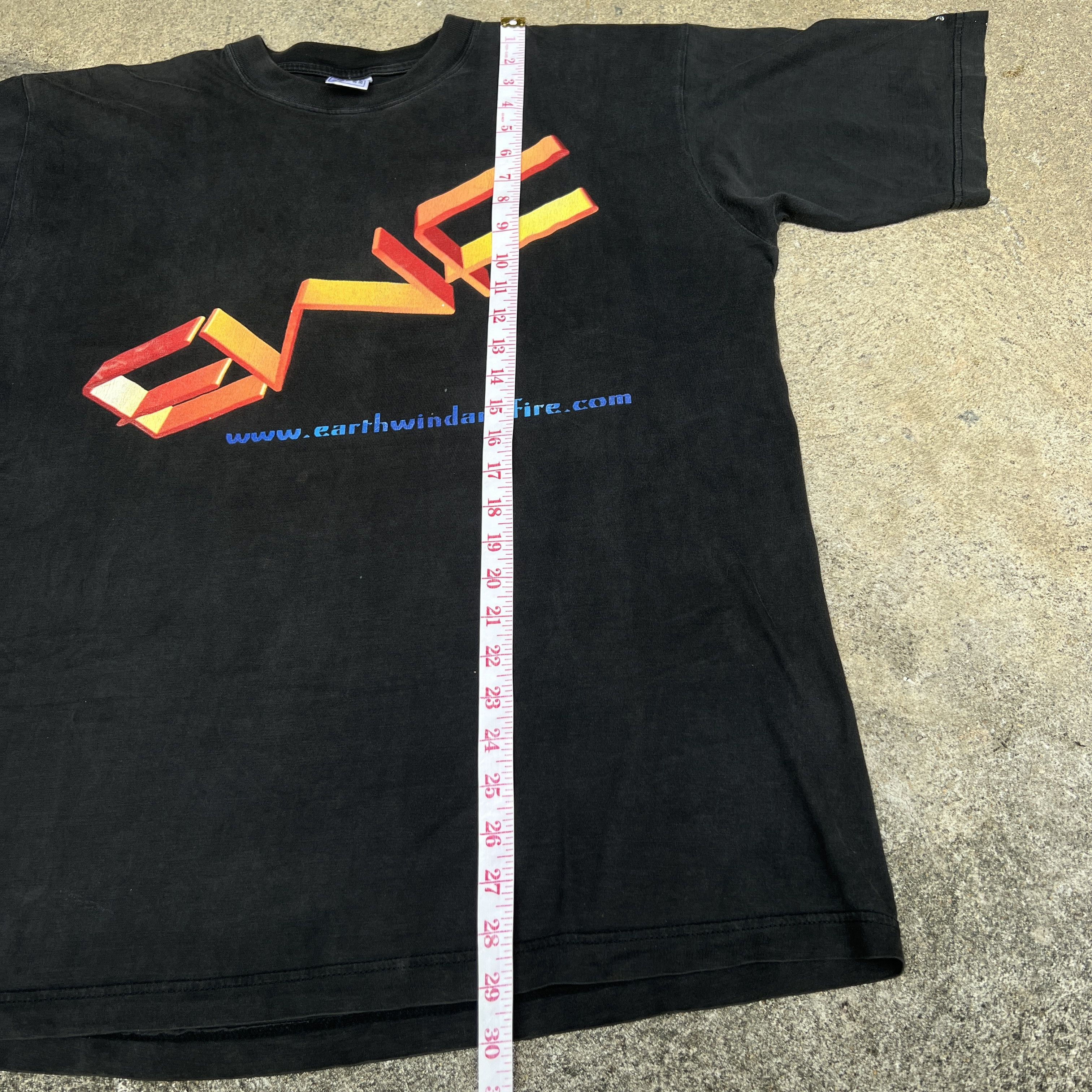 Band Tees × Rap Tees × Vintage Vintage Earth Wind Fire Tee XL Faded R&B Soul Funk Size US XL / EU 56 / 4 - 8 Thumbnail