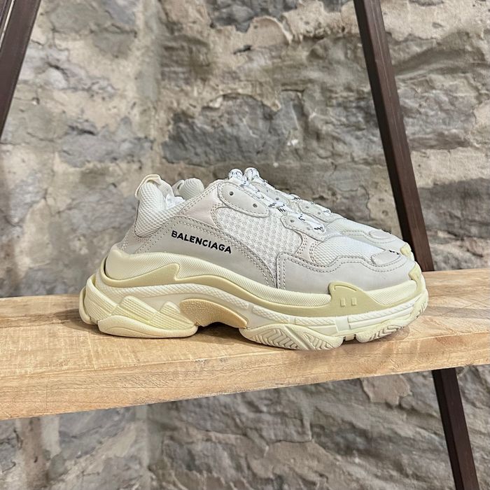 Grailed balenciaga clearance triple s