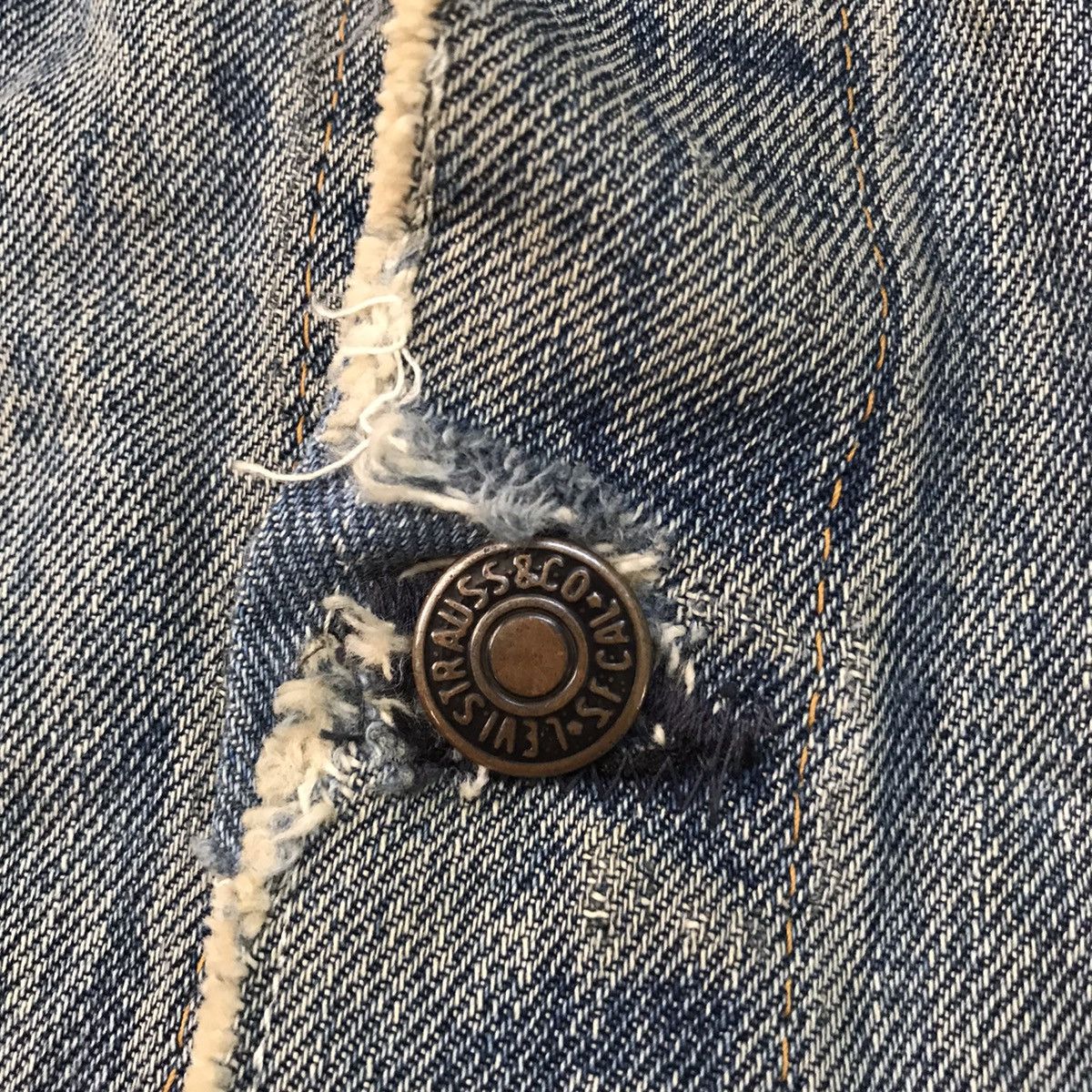 Levi's Vtg Distress Levis Big E Button No 526 Denim Jacket Size US S / EU 44-46 / 1 - 19 Thumbnail