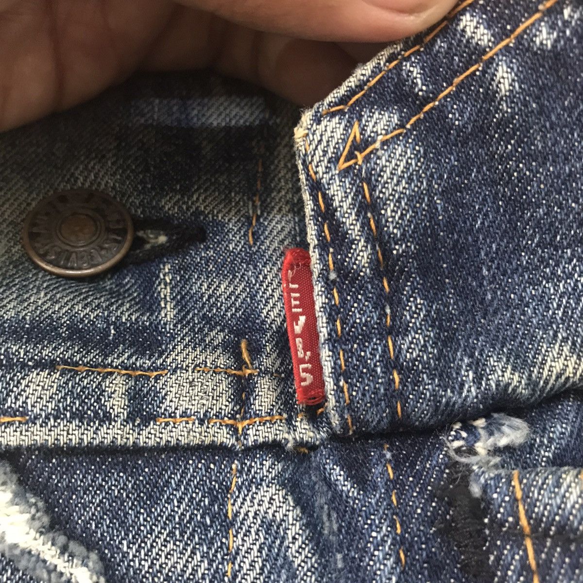 Levi's Vtg Distress Levis Big E Button No 526 Denim Jacket Size US S / EU 44-46 / 1 - 8 Thumbnail