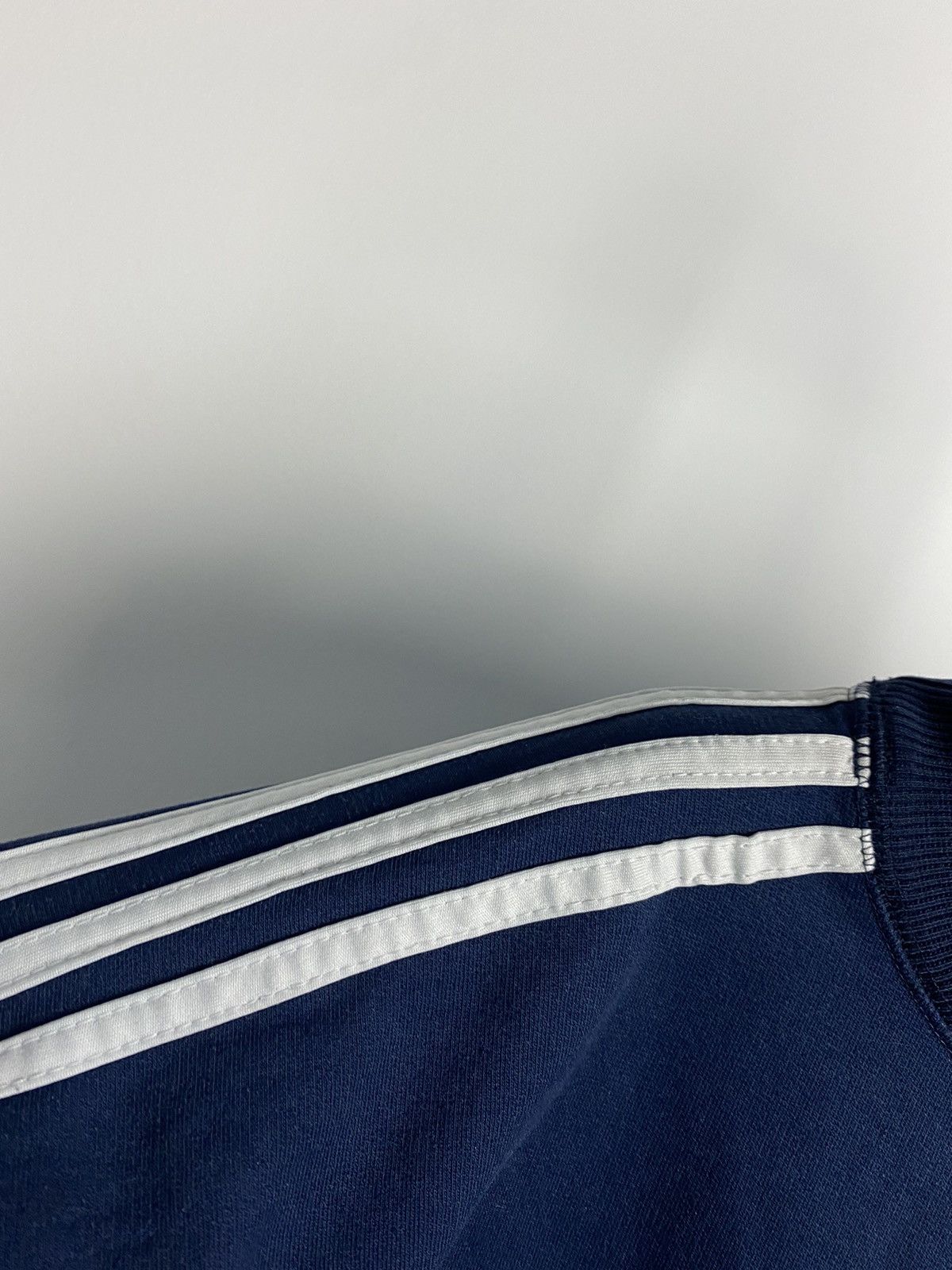 Adidas Adidas Equipment vintage center logo sweatshirt EQT navy 90s Size US XL / EU 56 / 4 - 5 Thumbnail