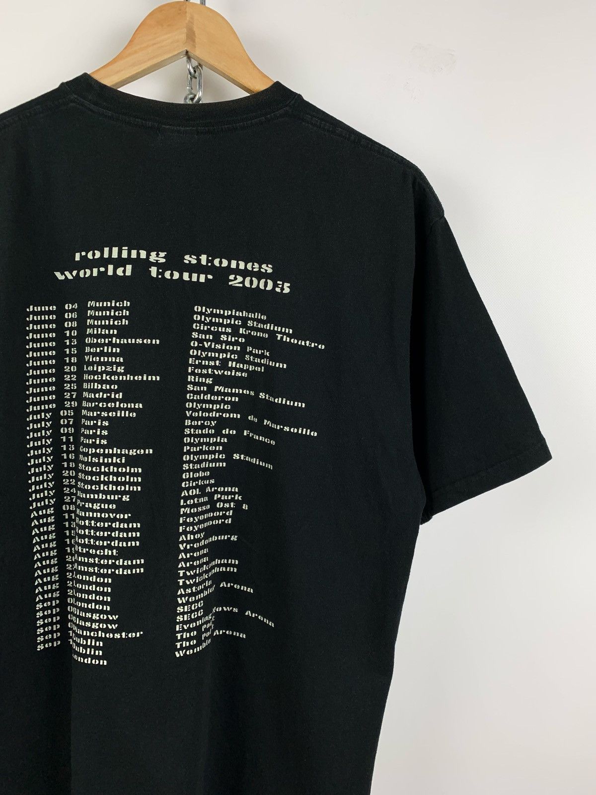 Band Tees Vintage 2002-2003 The Rolling Stones World Tour T-Shirt Size US L / EU 52-54 / 3 - 6 Thumbnail