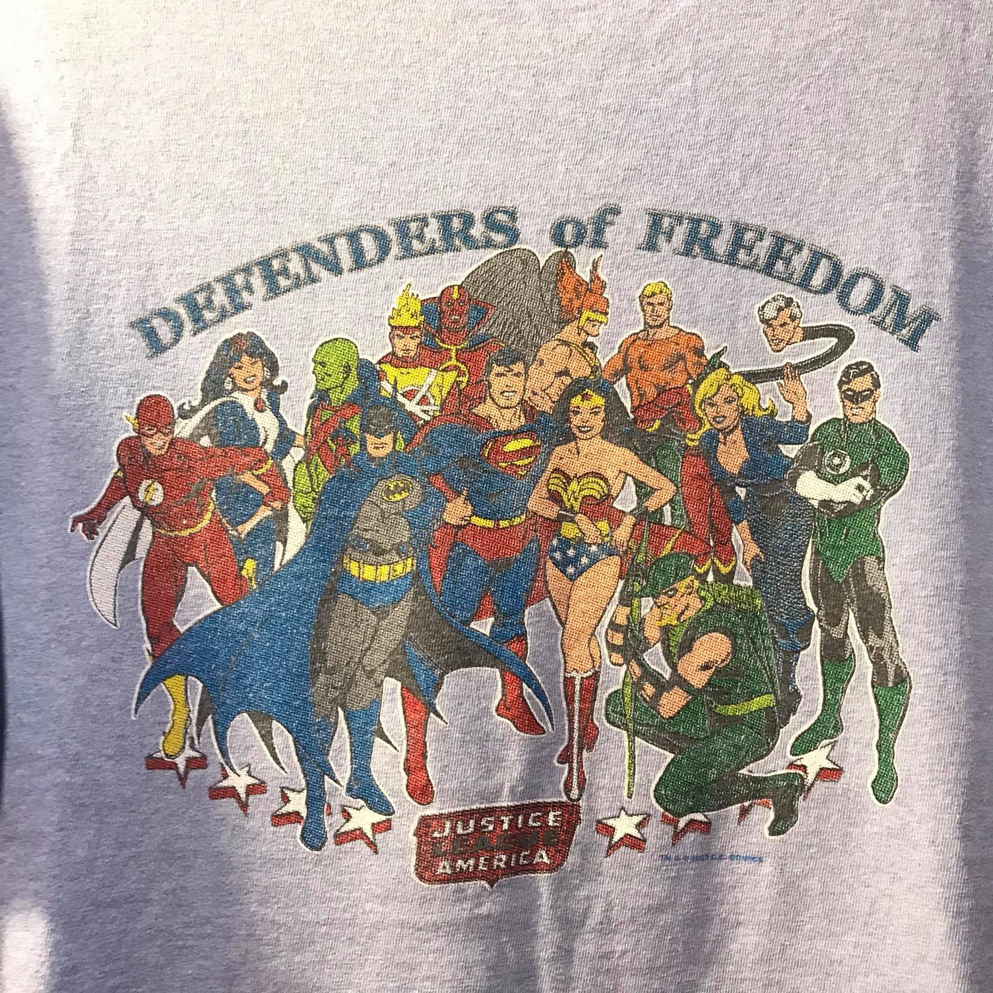 DC Comics Justice League of America DC Comics Tee 2003s Size US XL / EU 56 / 4 - 2 Thumbnail