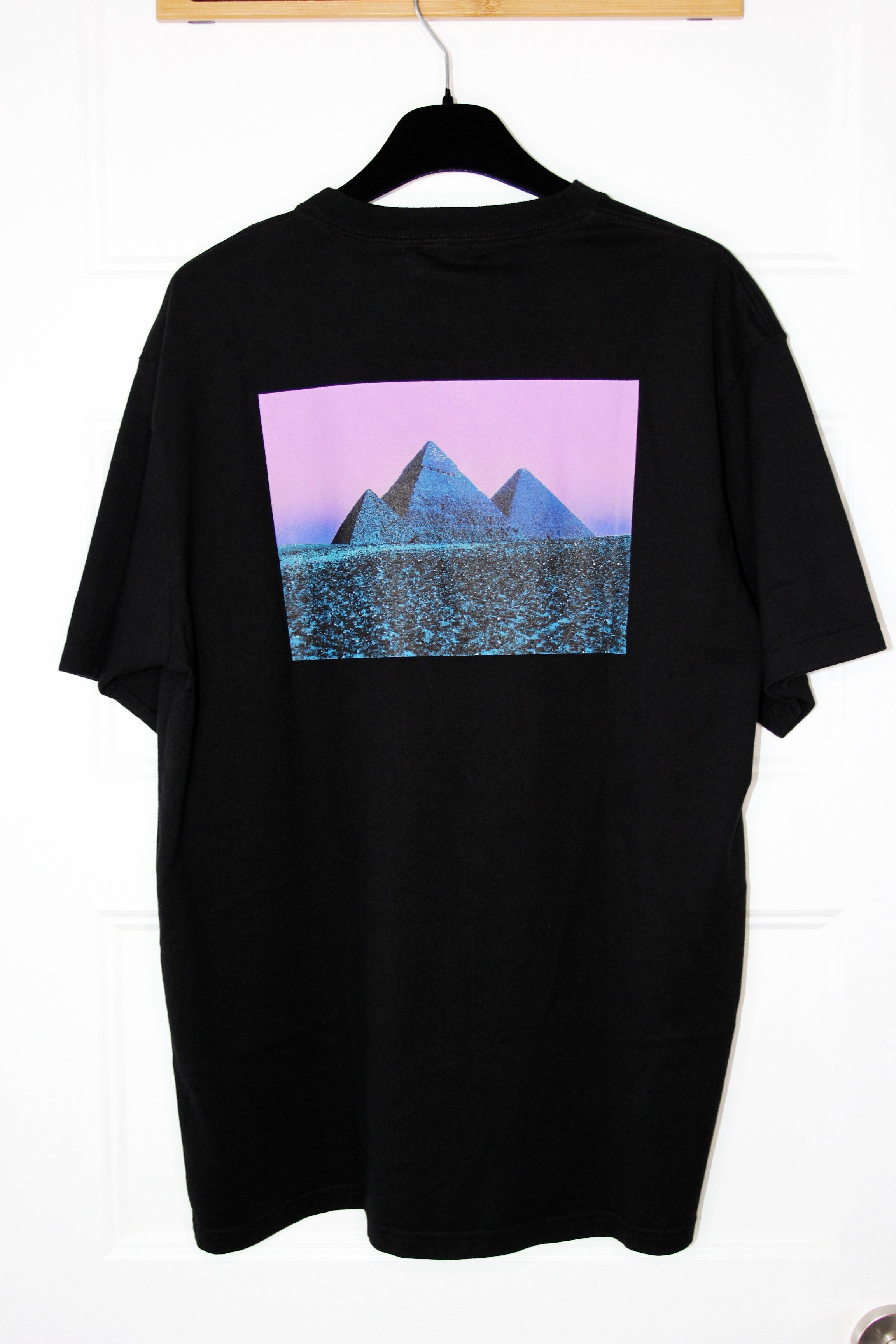Undercover BNWT SS23 UNDERCOVER PINK FLOYD DARK SIDE TSHIRT 4 Size US XL / EU 56 / 4 - 3 Thumbnail