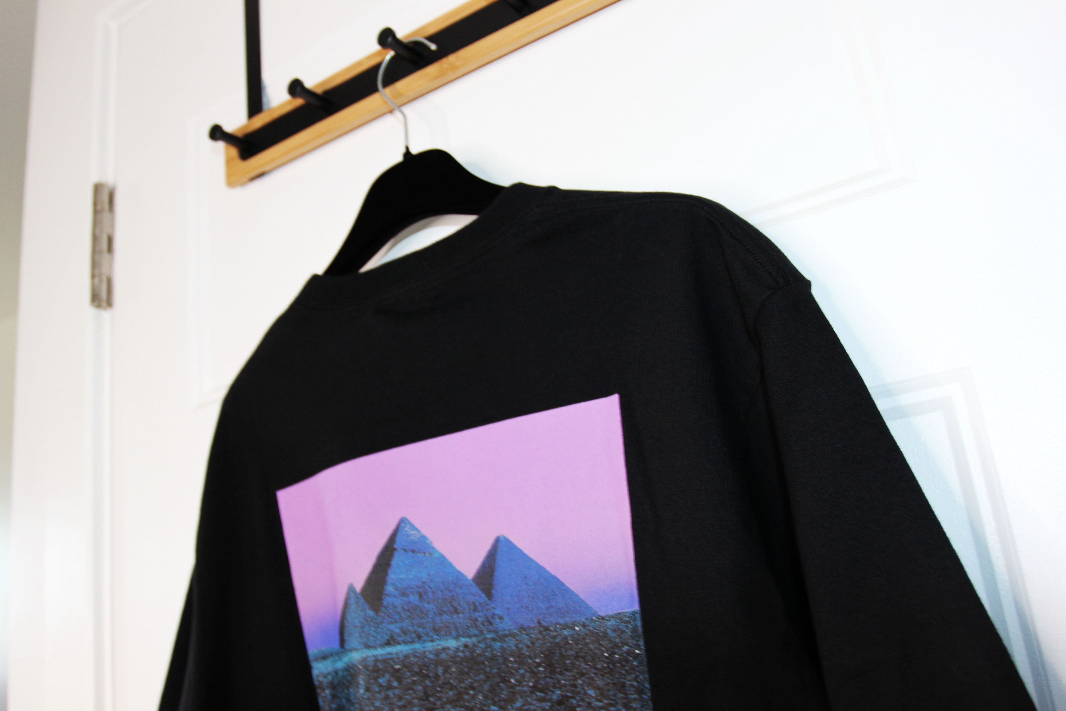 Undercover BNWT SS23 UNDERCOVER PINK FLOYD DARK SIDE TSHIRT 4 Size US XL / EU 56 / 4 - 6 Thumbnail