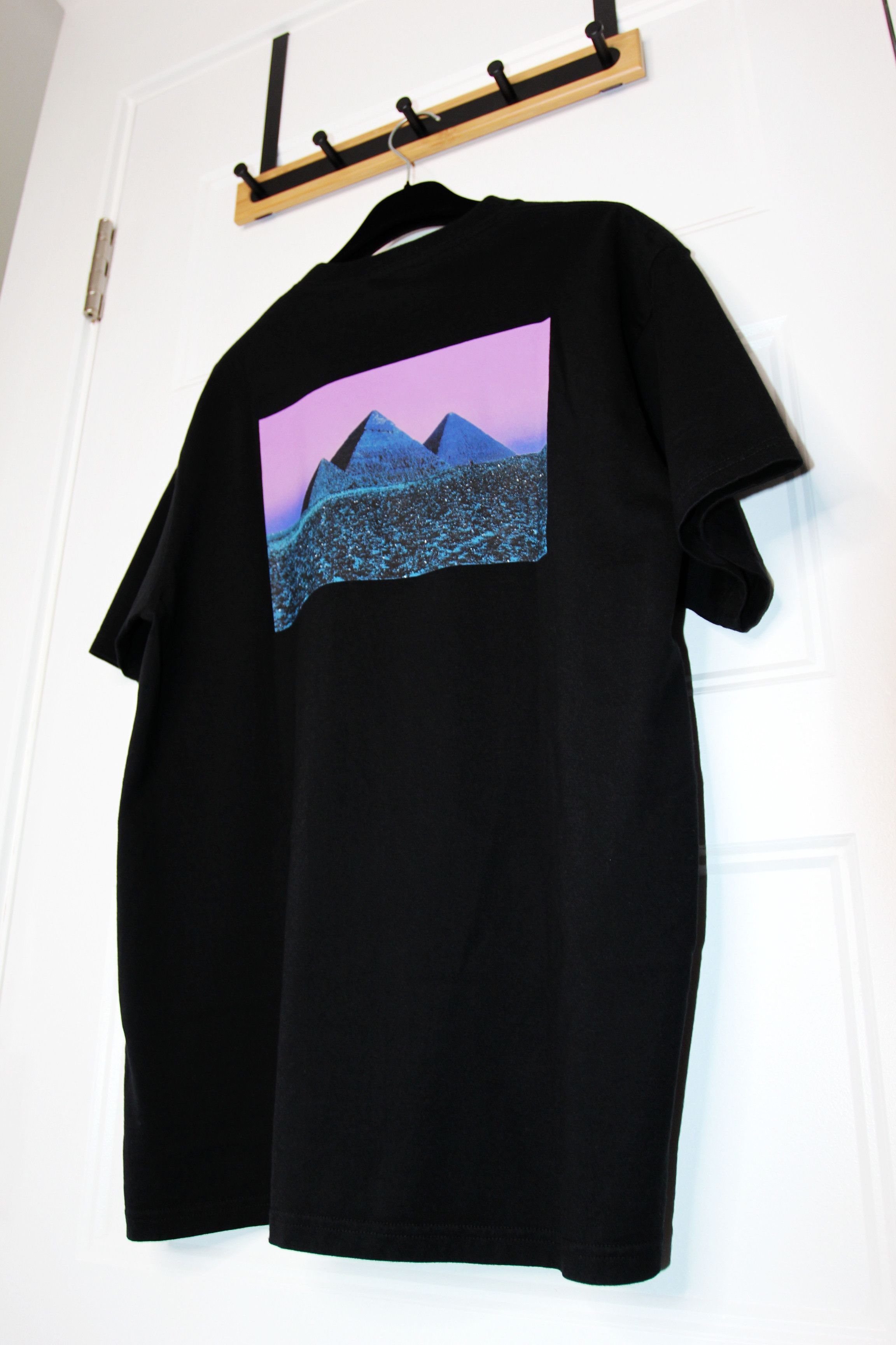 Undercover BNWT SS23 UNDERCOVER PINK FLOYD DARK SIDE TSHIRT 4 Size US XL / EU 56 / 4 - 7 Thumbnail