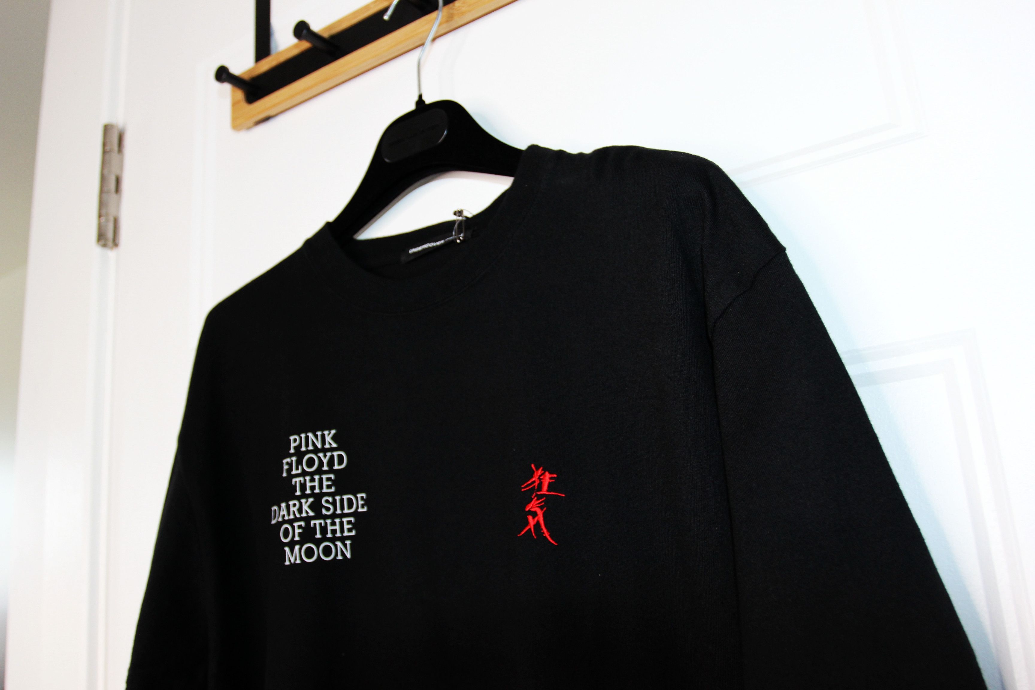 Undercover BNWT SS23 UNDERCOVER PINK FLOYD DARK SIDE TSHIRT 4 Size US XL / EU 56 / 4 - 4 Thumbnail