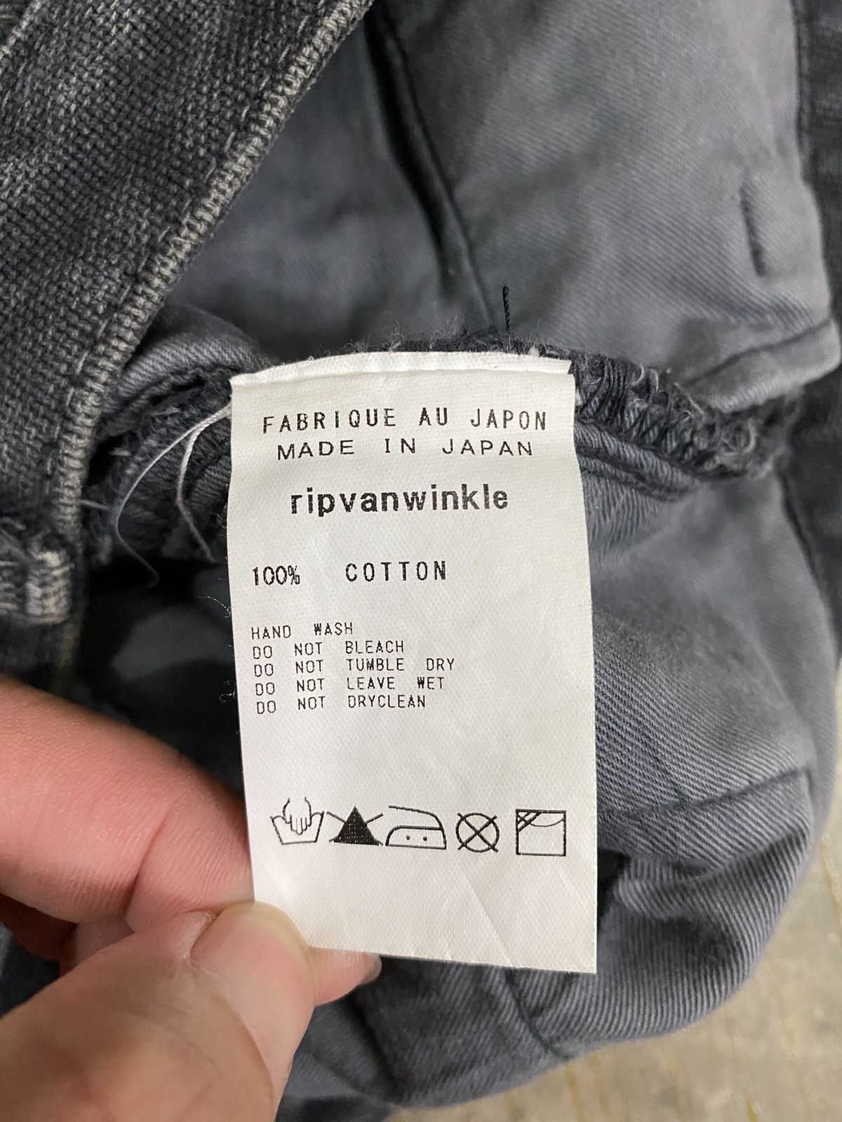 RIPVANWINKLE RIP VAN WINKLE Ankle Zipper Block Pants parachute style Size US 29 - 14 Thumbnail