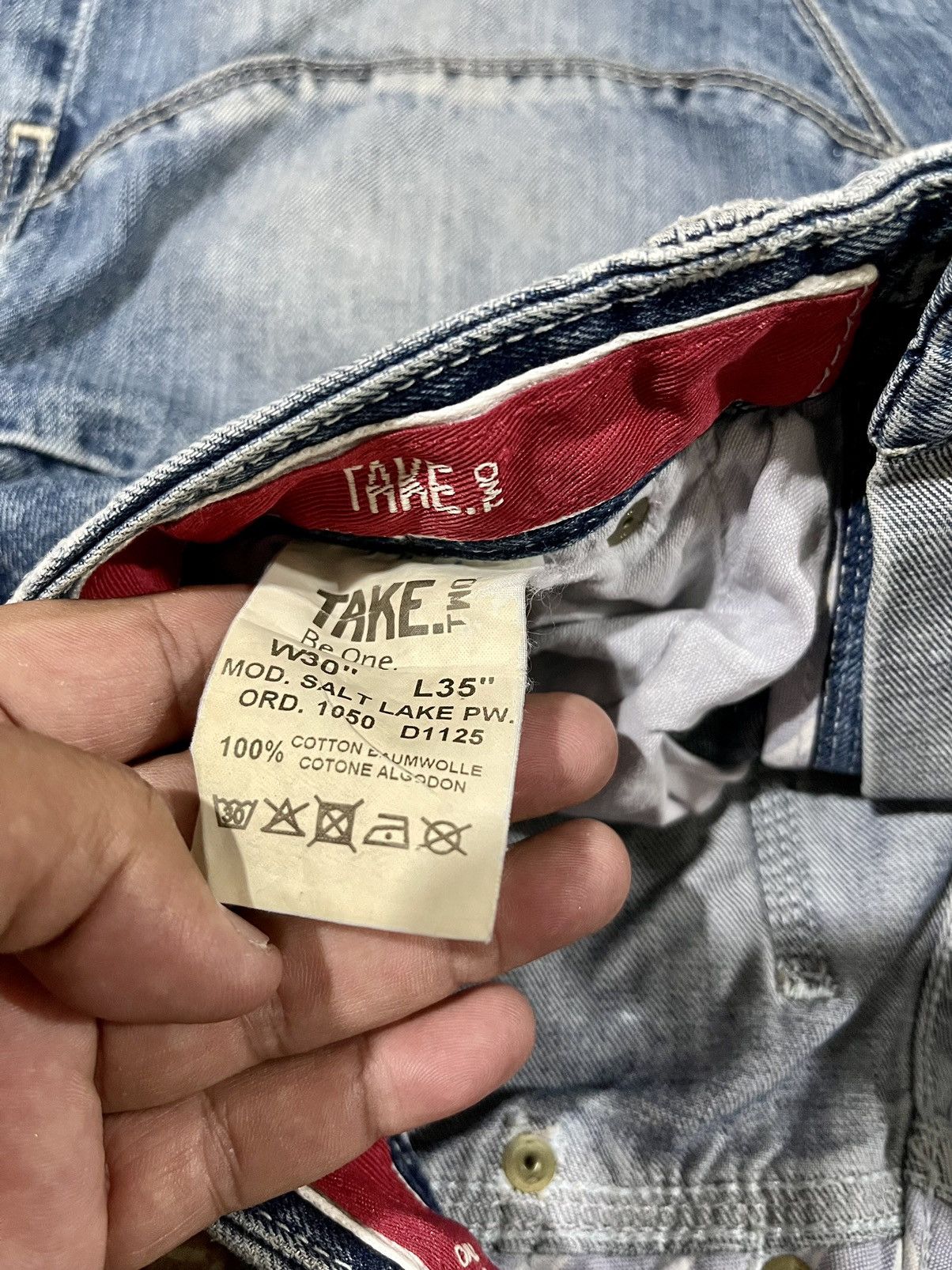 Japanese Brand × Vintage VINTAGE BE ONE TAKE TWO MUSCLE DENIM BACK BUCKLE SIZE 28X29 Size US 28 / EU 44 - 16 Thumbnail