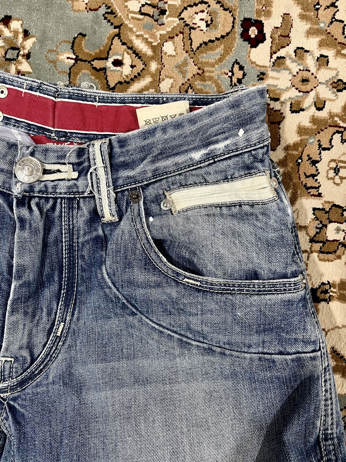 Japanese Brand × Vintage VINTAGE BE ONE TAKE TWO MUSCLE DENIM BACK BUCKLE SIZE 28X29 Size US 28 / EU 44 - 8 Thumbnail