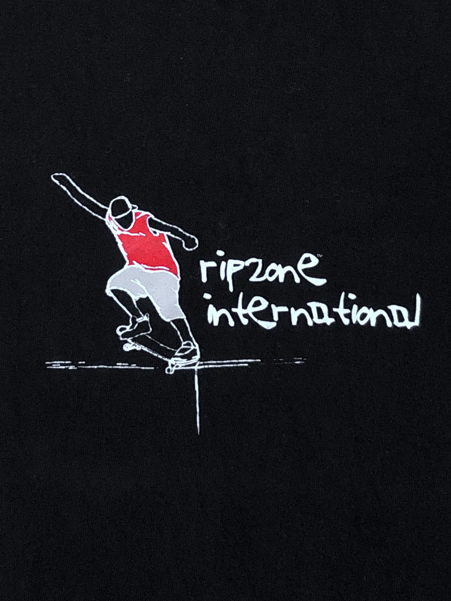 Vintage 90s Single Stitch 'Ripzone International' Skating T-Shirt Size US L / EU 52-54 / 3 - 3 Thumbnail