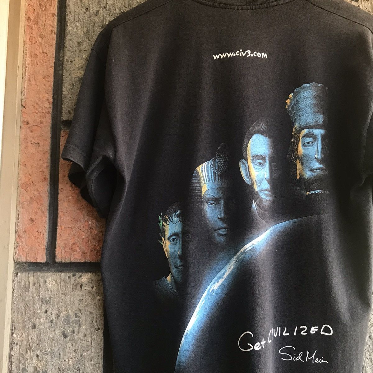 Vintage ‘00s Sid Meier’s Civilization 3 Video Game Promo Tee Shirt Size US L / EU 52-54 / 3 - 7 Thumbnail