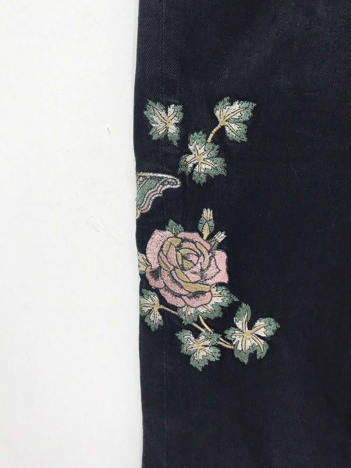 Japanese Brand Custom Culture Black Flare Denim Embroidery Snake Hawk Size US 28 / EU 44 - 4 Thumbnail
