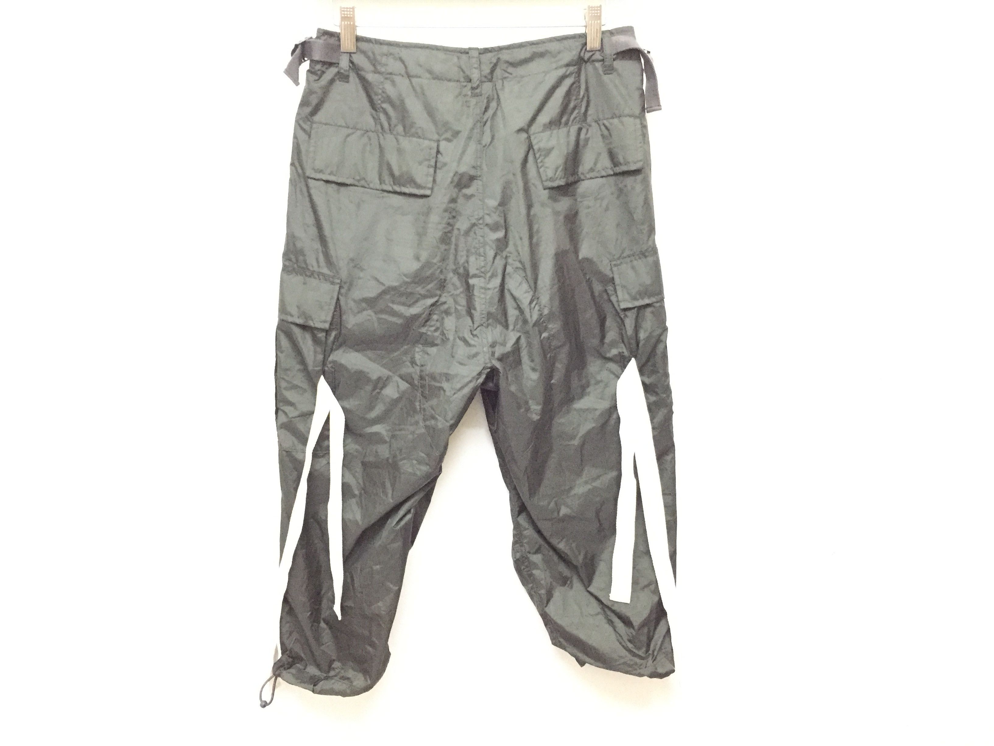 Maison MIHARA YASUHIRO Miharayasuhiro Polyester olive Bondage three quarter pants Size 28" / US 6 / IT 42 - 2 Thumbnail