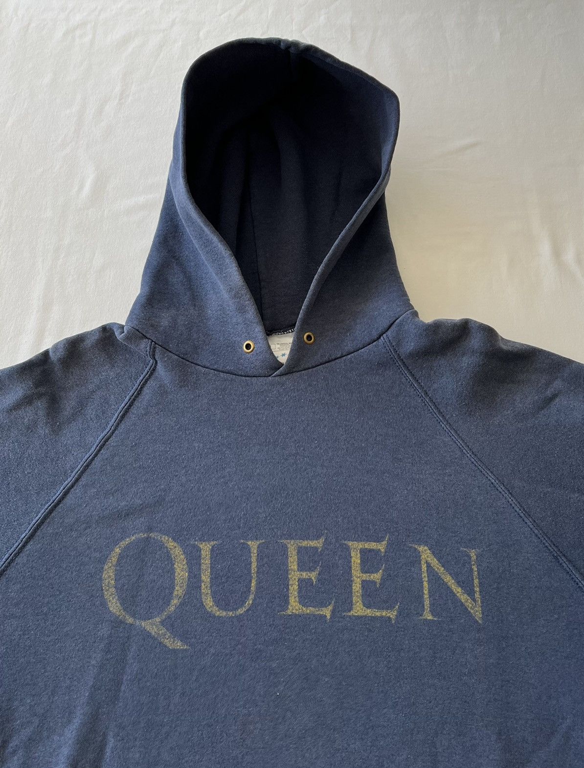 Band Tees Vintage 90s Queen Freddie Mercury Blue Hoodie Size US M / EU 48-50 / 2 - 4 Thumbnail