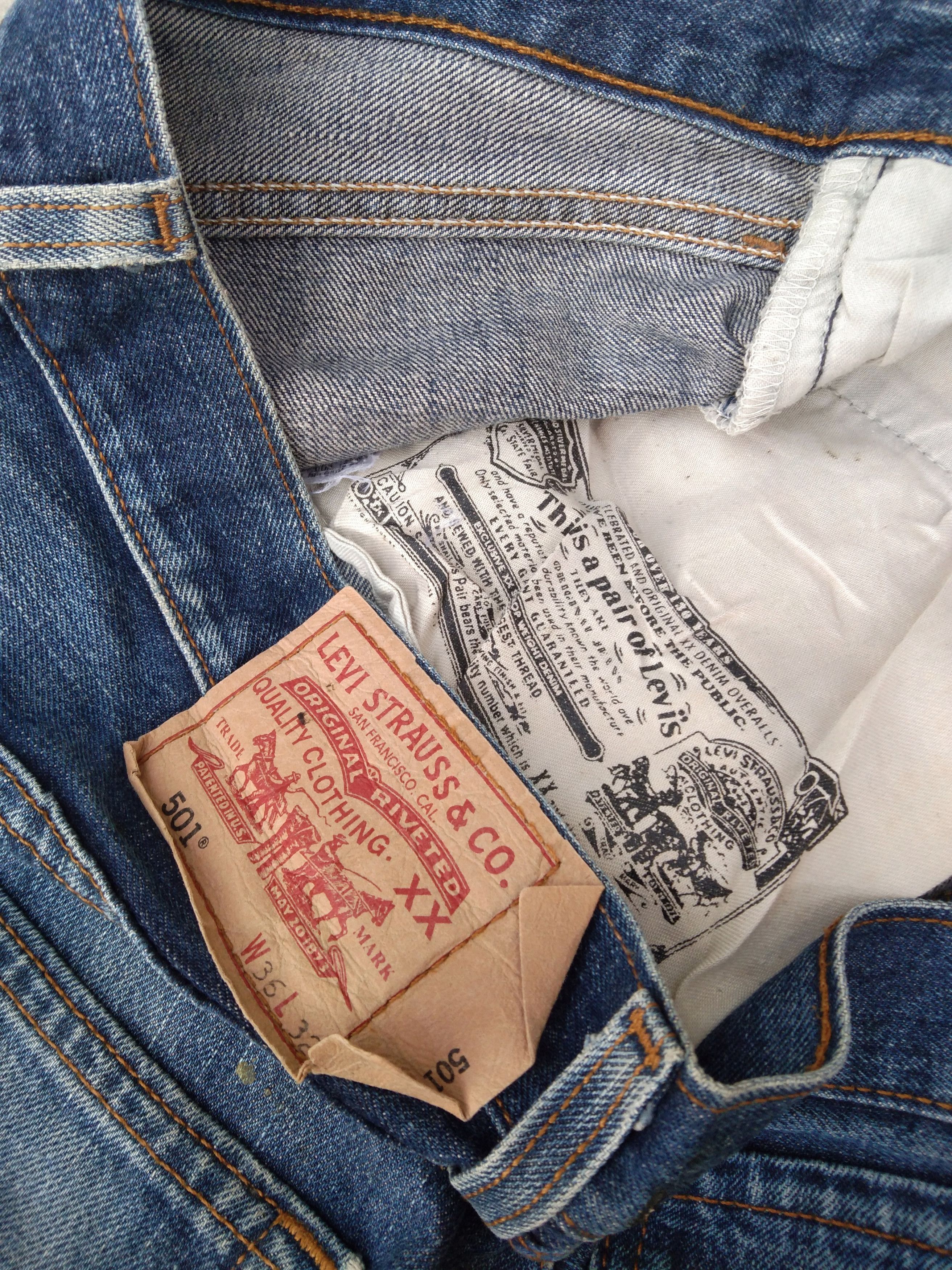 Vintage Levi's 501 Straight Leg Repaired Jeans 36x32