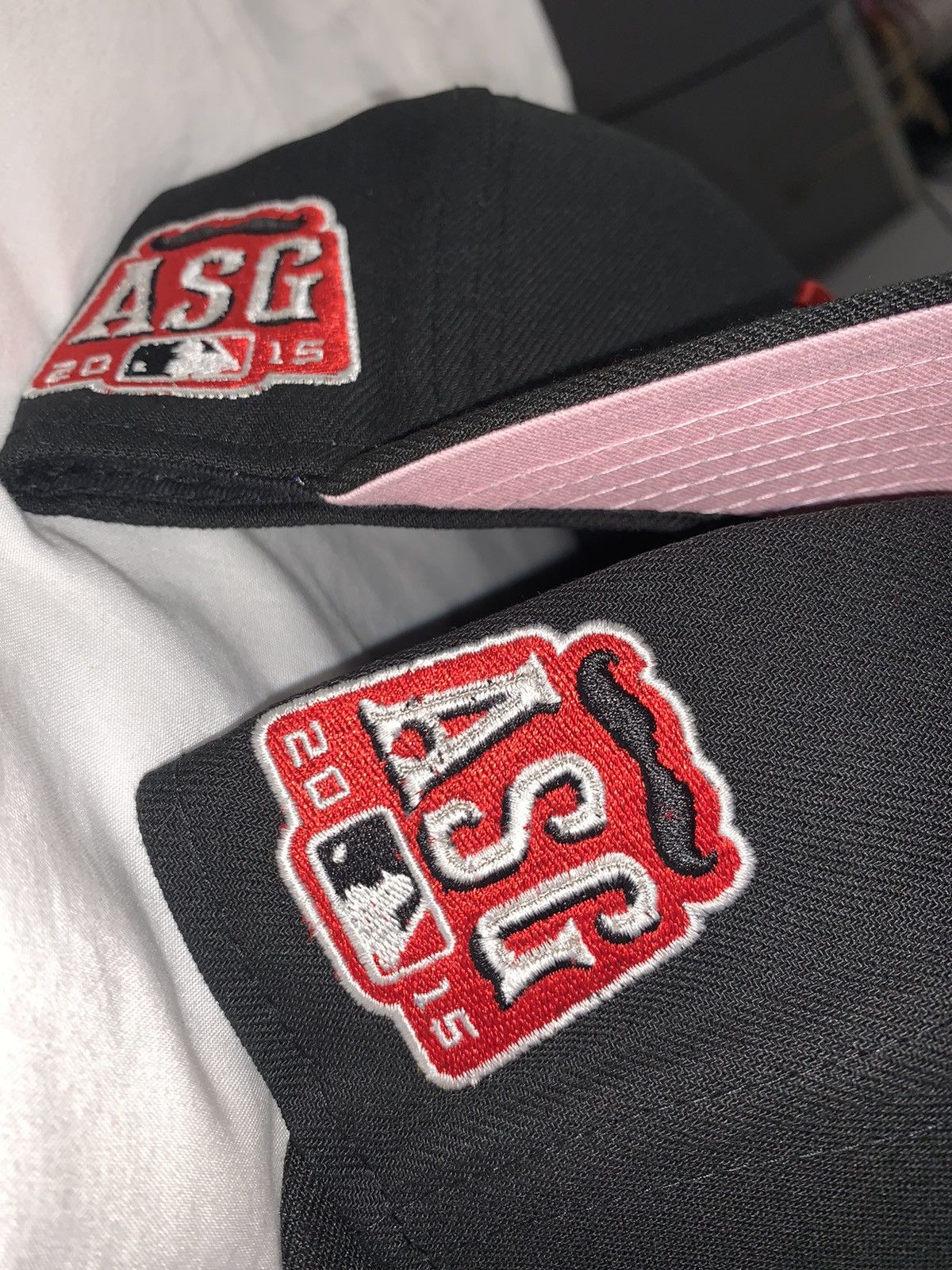 New Era Exclusive Cincinnati Reds Fitted Black Reds Pink Brim 7 1/2 Size ONE SIZE - 4 Thumbnail