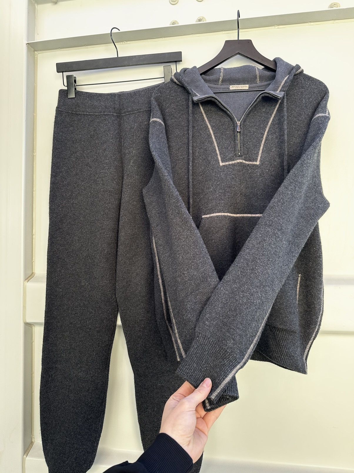 Pre-owned Bottega Veneta Cashmere Blend Sweatsuit In Grey