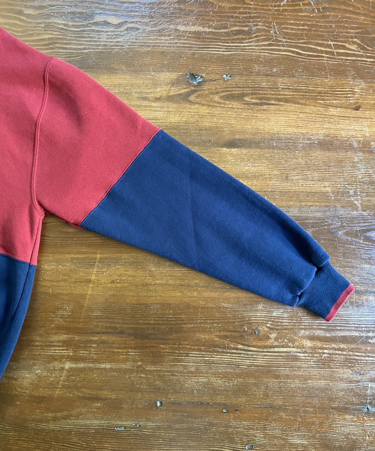 Russell Athletic × Vintage Vintage 90’s Russell Athletic Red Navy Crewneck Sweatshirt Size US M / EU 48-50 / 2 - 8 Thumbnail