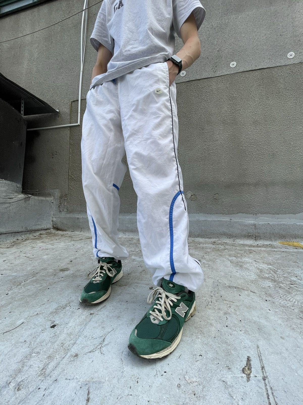 Nike × Vintage Vintage Nike tn track pants white Size US 33 - 11 Thumbnail