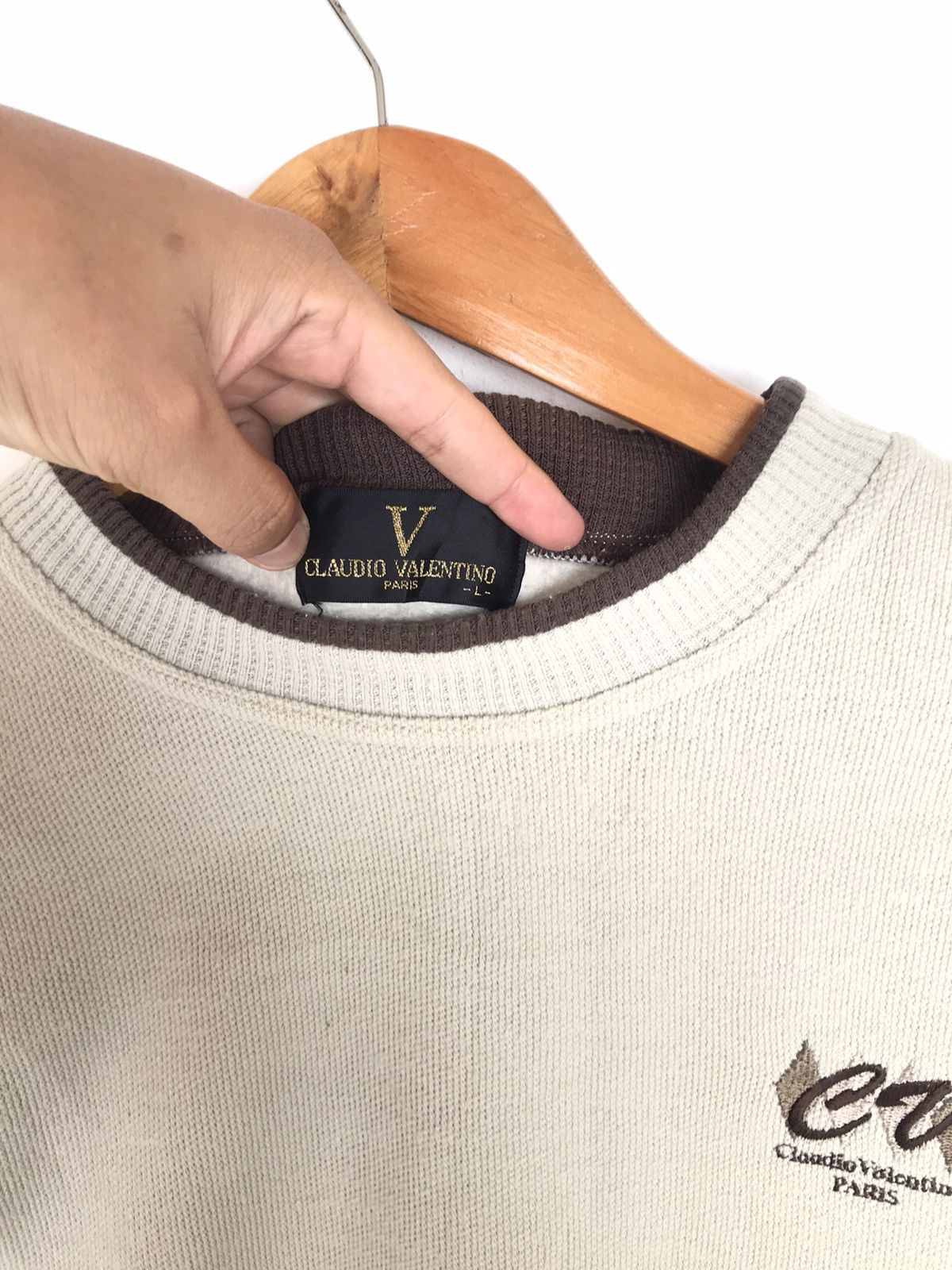 Vintage Vintage Valentino Sweatshirt Crewneck Mini Logo Size US L / EU 52-54 / 3 - 3 Thumbnail