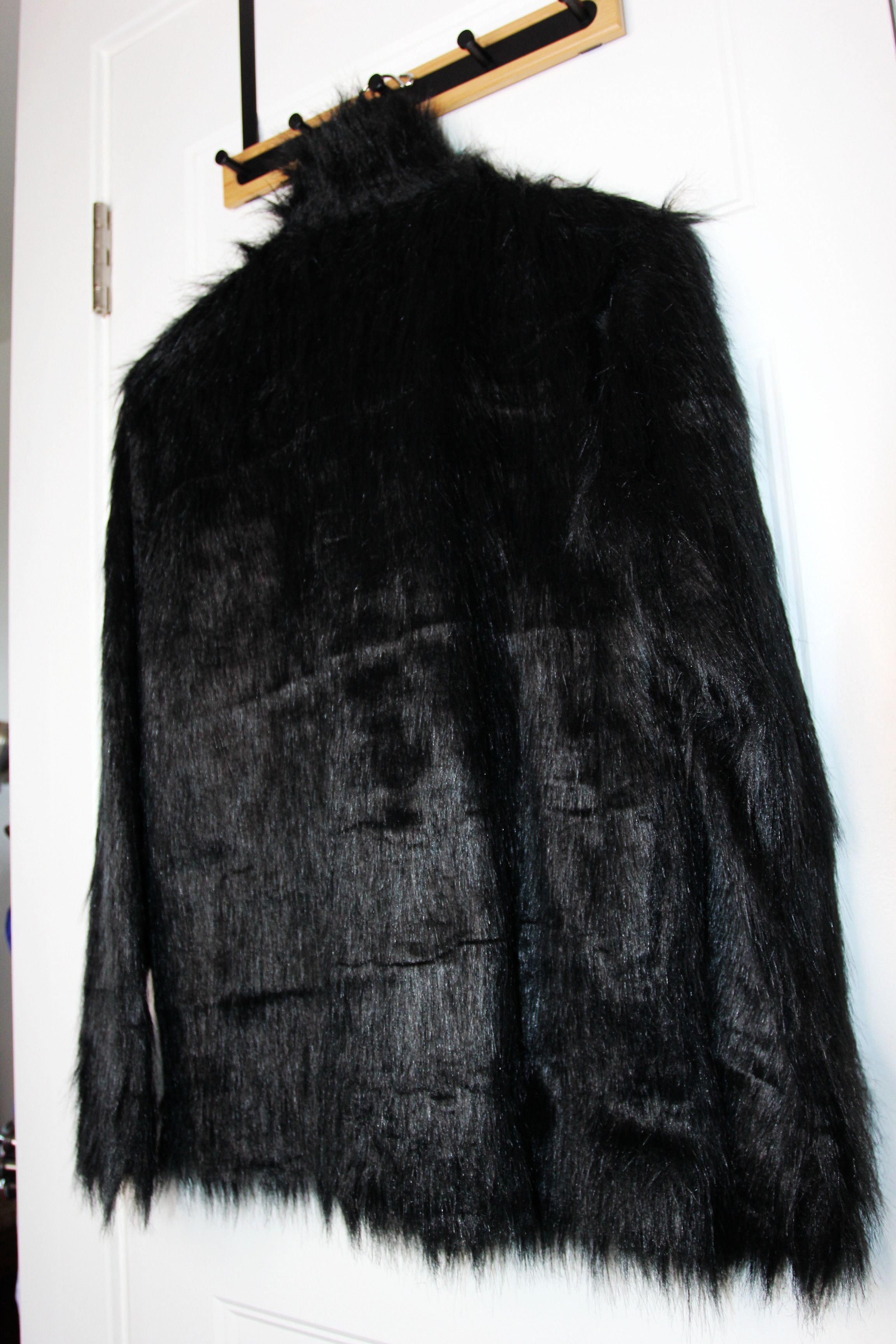 Other UK BNWT AW22 OTHER UK FAUX FUR JACKET M Size US M / EU 48-50 / 2 - 6 Thumbnail