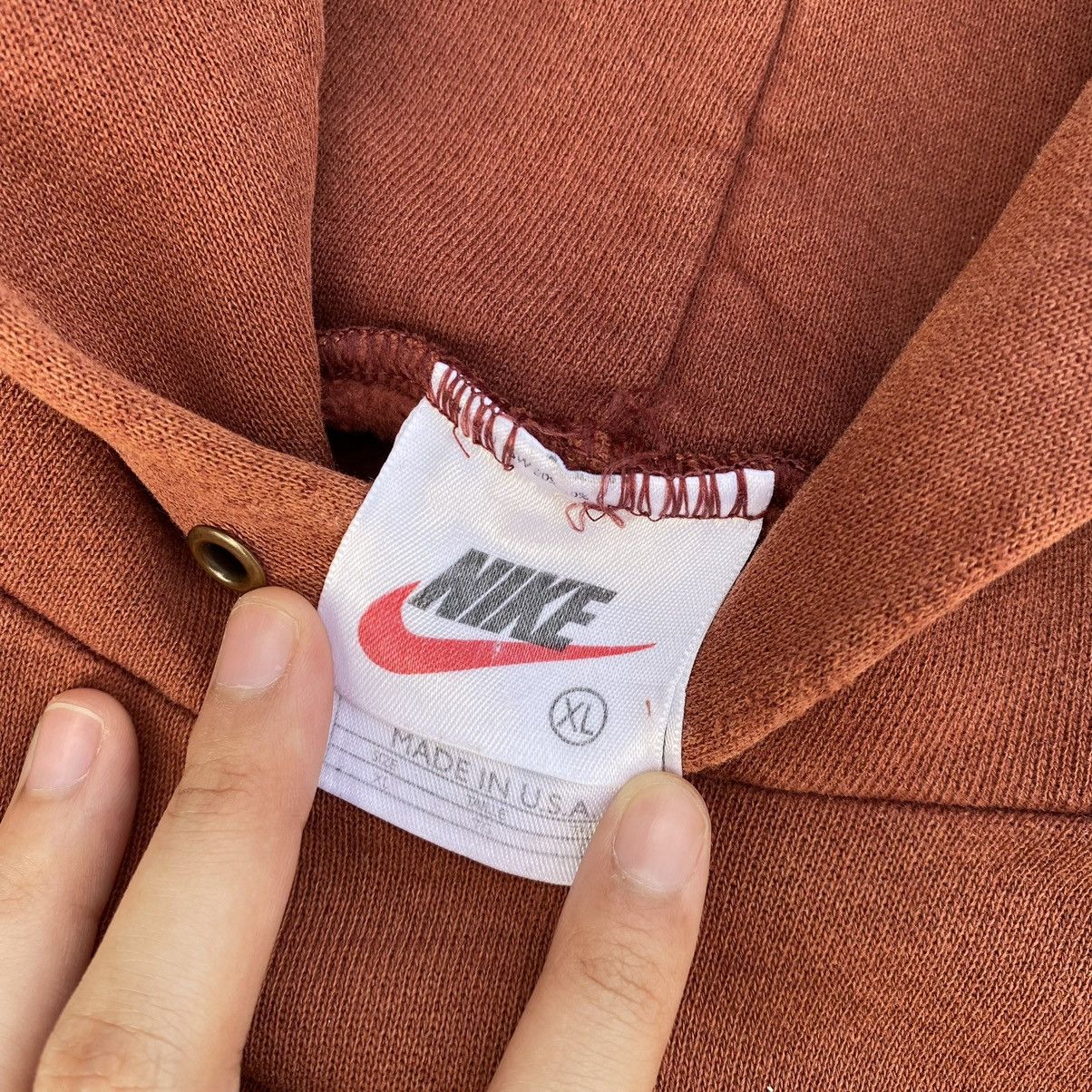 Nike × Vintage Vintage Nike Athletics Spell Out Sweatshirt Hoodie Size US XL / EU 56 / 4 - 2 Thumbnail