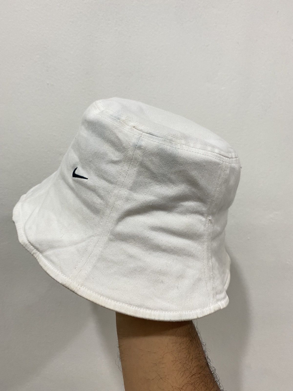 Nike 🔥Vintage🔥 Nike White Bucket Hat Size ONE SIZE - 2 Thumbnail