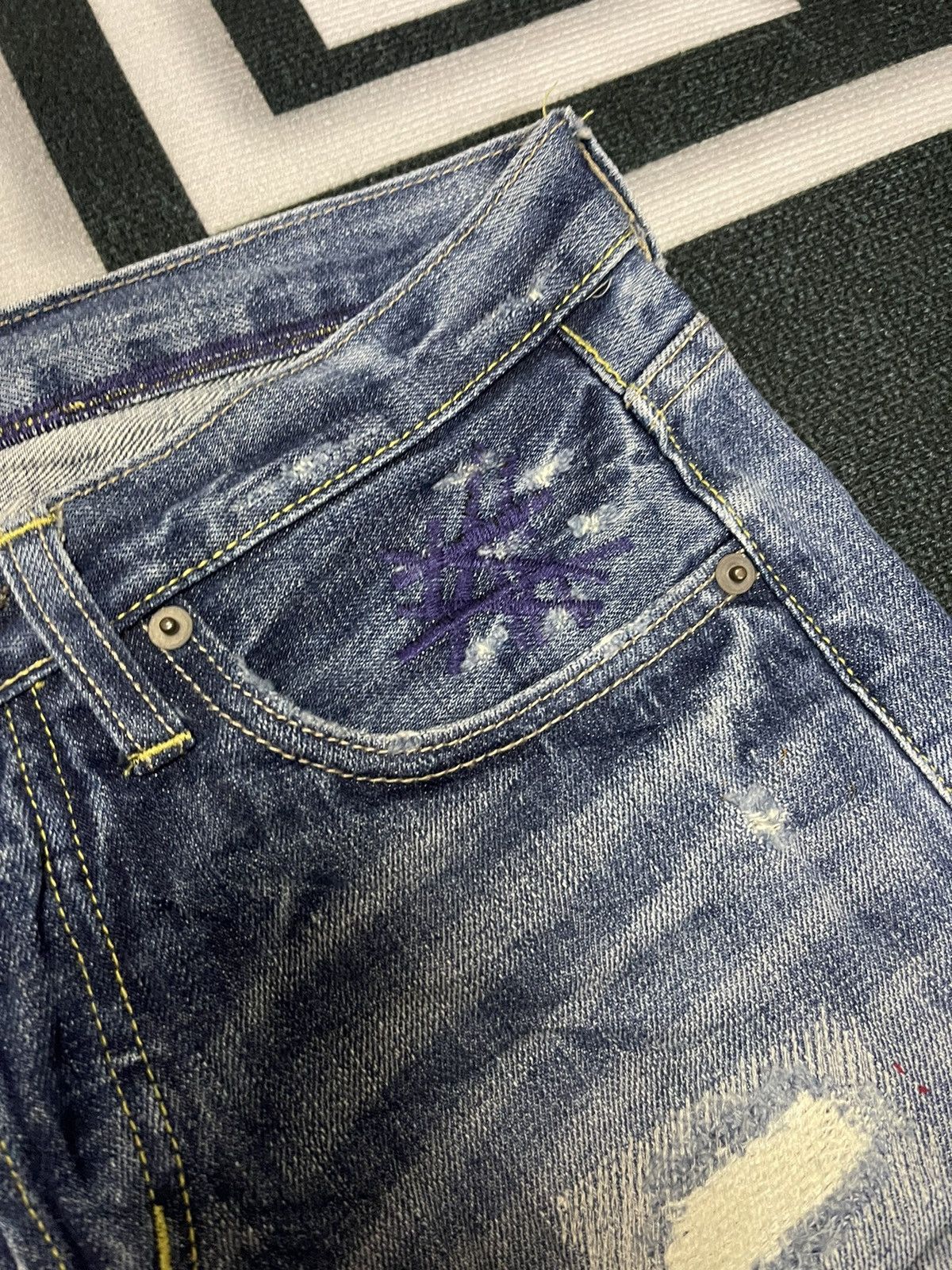 Andy Warhol × Hysteric Glamour Andy warhol x hysteric glamour distressed jeans Size US 31 - 5 Thumbnail